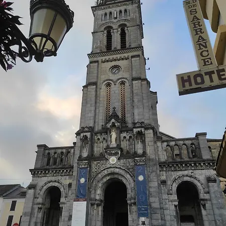 Daire Capstay - Serenity